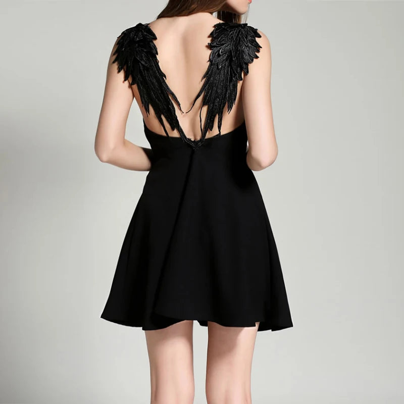 ROBE NOIRE AILES D'ANGE