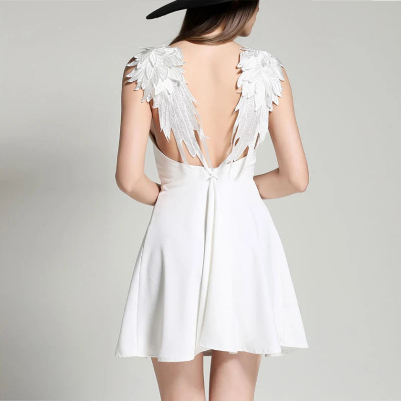 ROBE NOIRE AILES D'ANGE