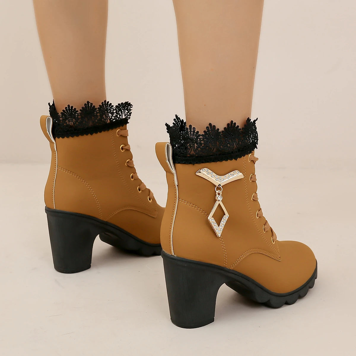 BOTTINES ÉLÉGANT CHUNKY