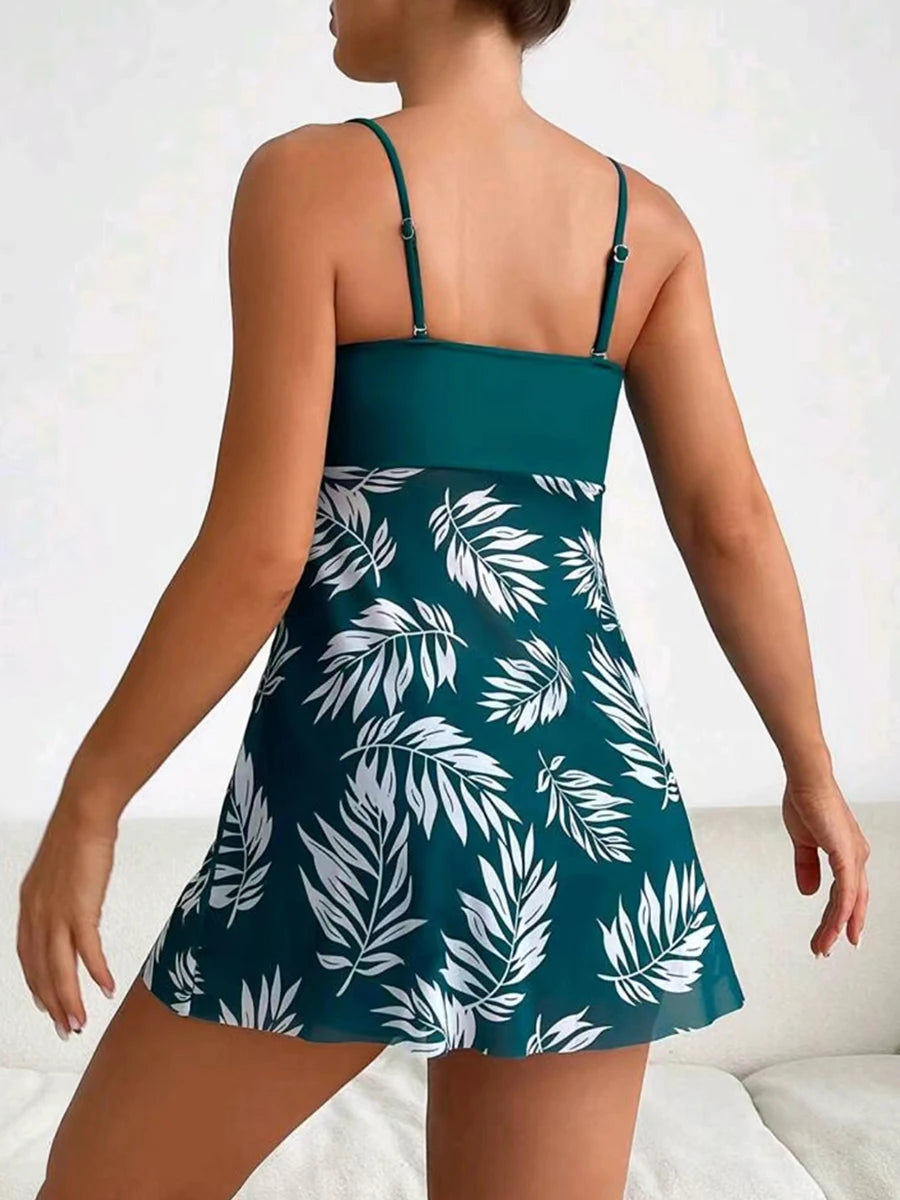 TANKINI AVEC SHORT ET MAILLOT DE BAIN