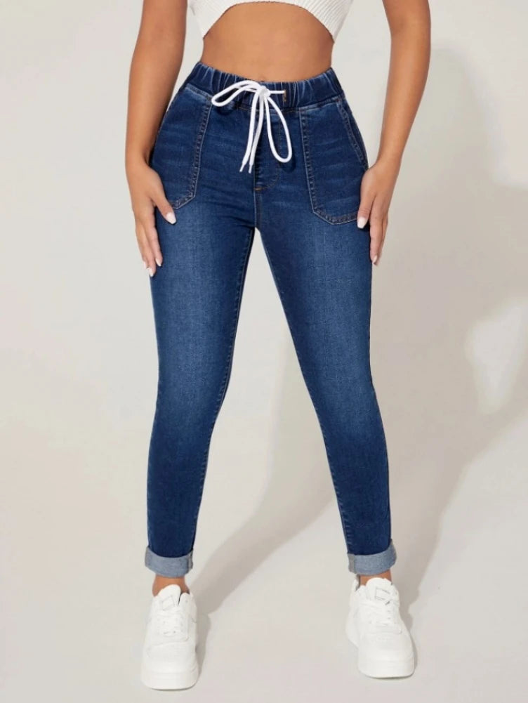 PANTALON JEANS TAILLE CORDON