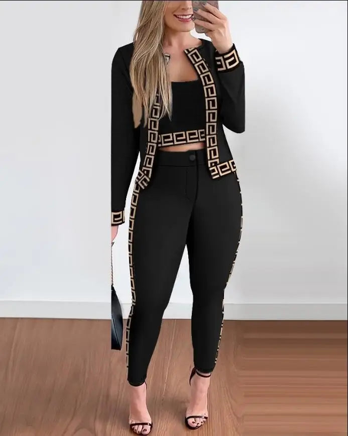 ENSEMBLE 3 PIÈCES CROP TOP PANTALON MANTEAU